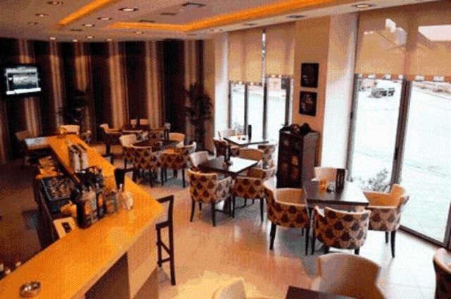 埃奥尼翁酒店 基帕里夏 外观 照片